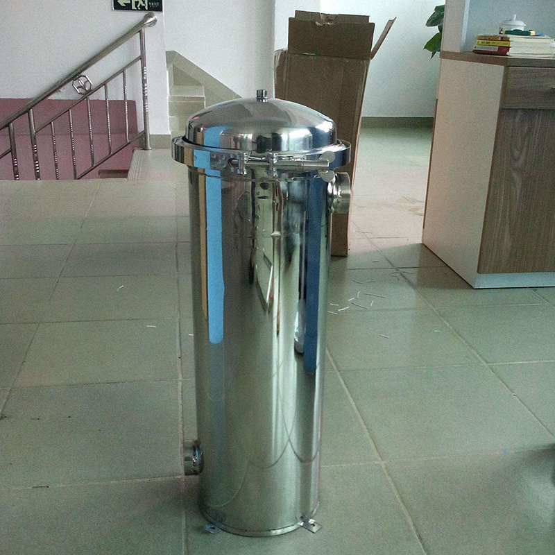 不锈钢卡箍单袋式过滤器.jpg